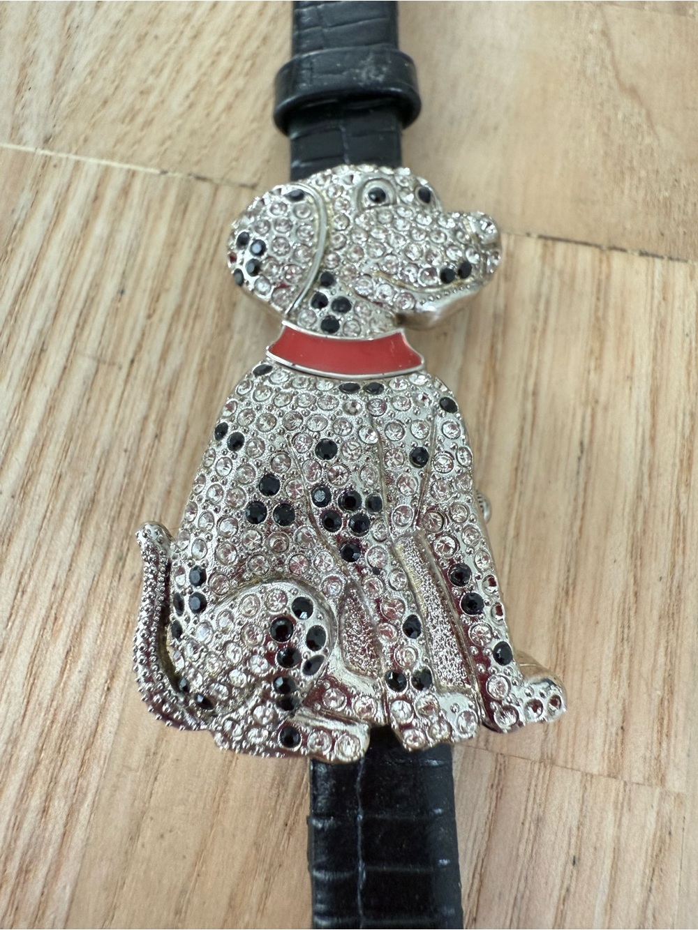 Gossip ladies crystal salvation dog hidden watch NEW BATTERY